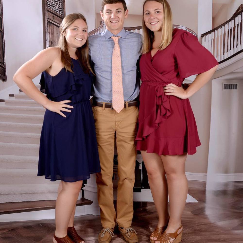 Meet your Posher, Chloe